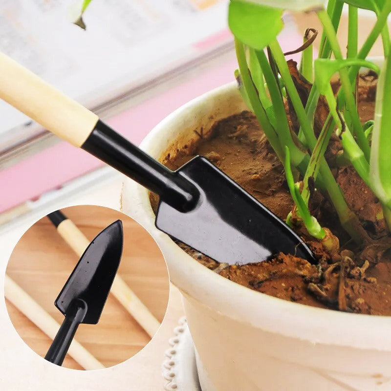 Outils-de-jardinage-mini-pelle