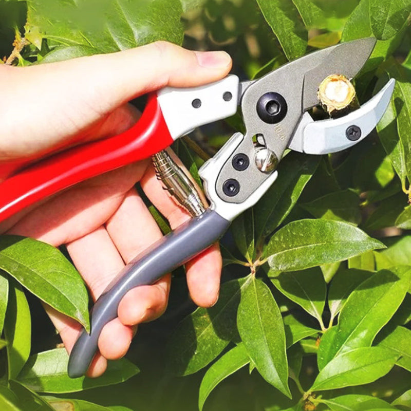 secateur-classique-à-enclume-jardinage-ergonomique